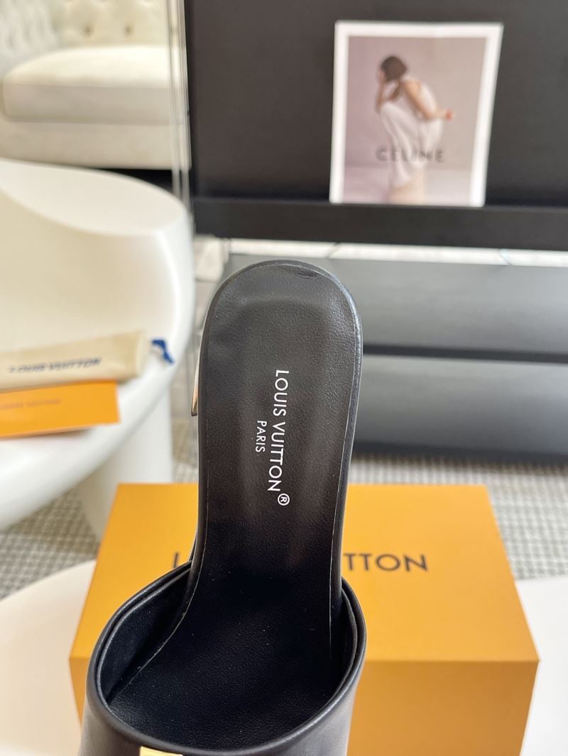 Louis Vuitton Slippers